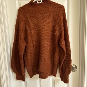 Abercrombie & Fitch Sweater